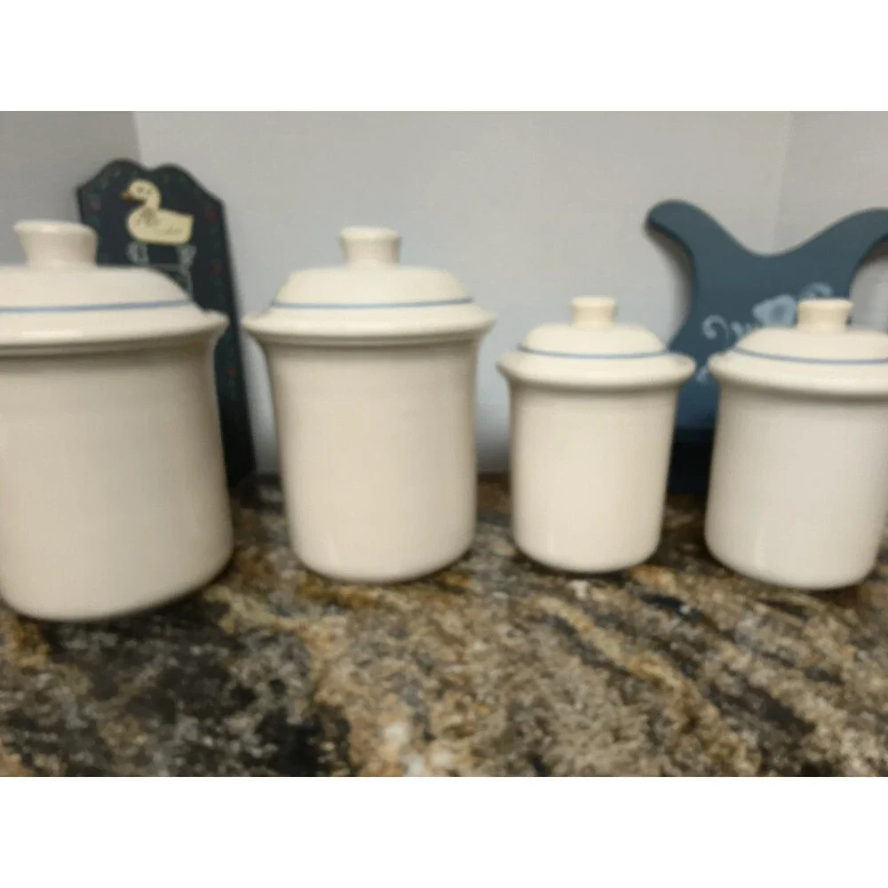 Set of four vintage Treasure Craft 